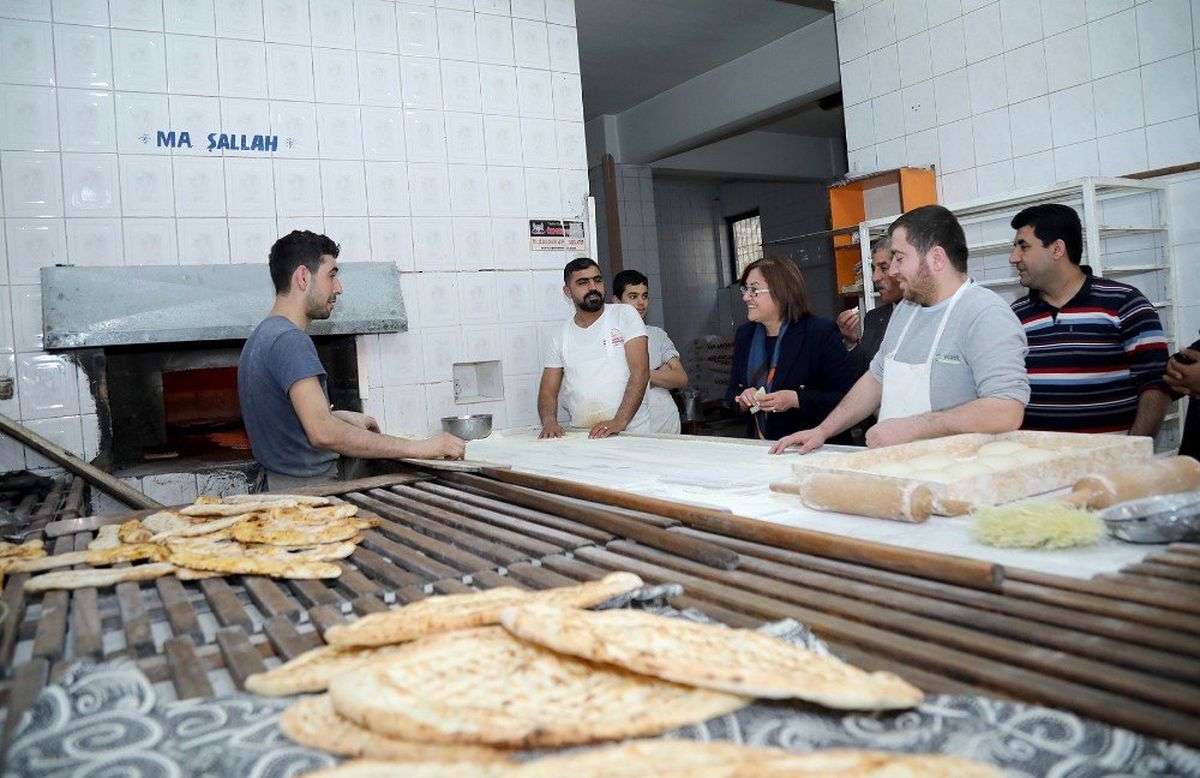 Belediye Başkanı Fatma Şahin\'den Teşekkür Ziyaretleri