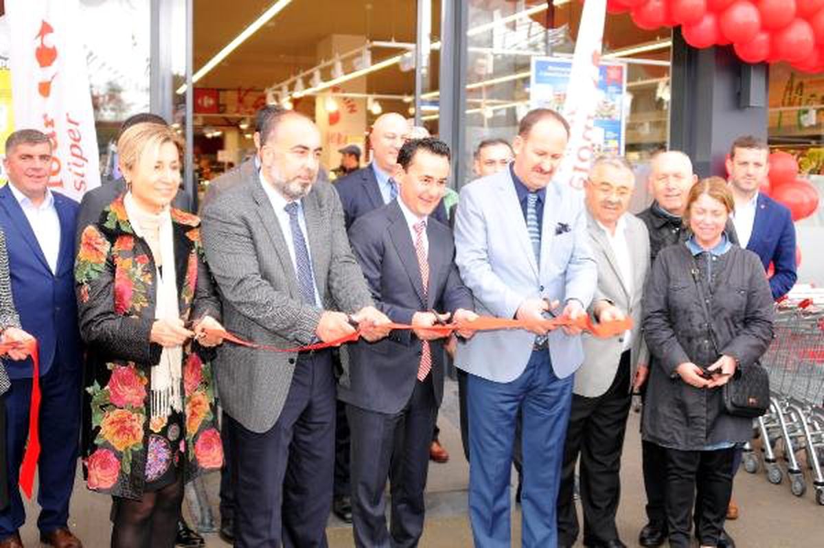 Carrefoursa, Kocaeli\'de Yeni Marketini Açtı