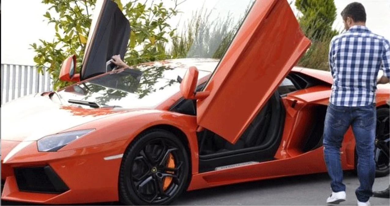 Lamborghini\'ye Binen Sabri Sarıoğlu\'nun Yeni Aracı Şaşırttı