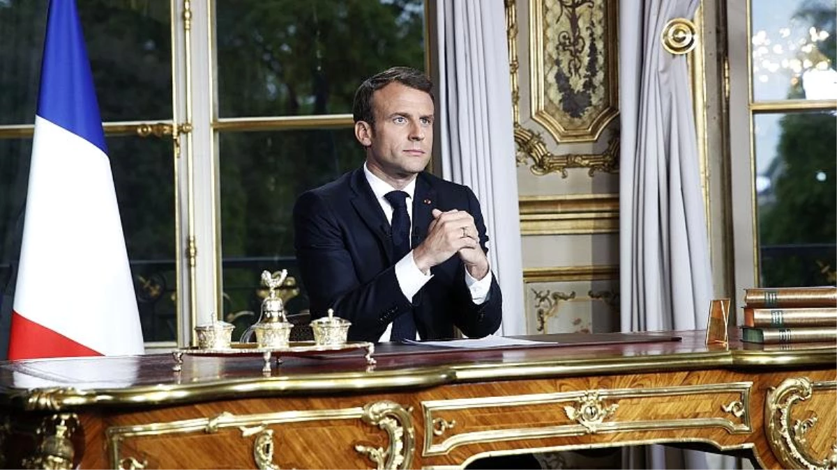 Macron: Beş Yılda Notre Dame\'ı Daha Güzel Şekilde Yeniden İnşa Edeceğiz