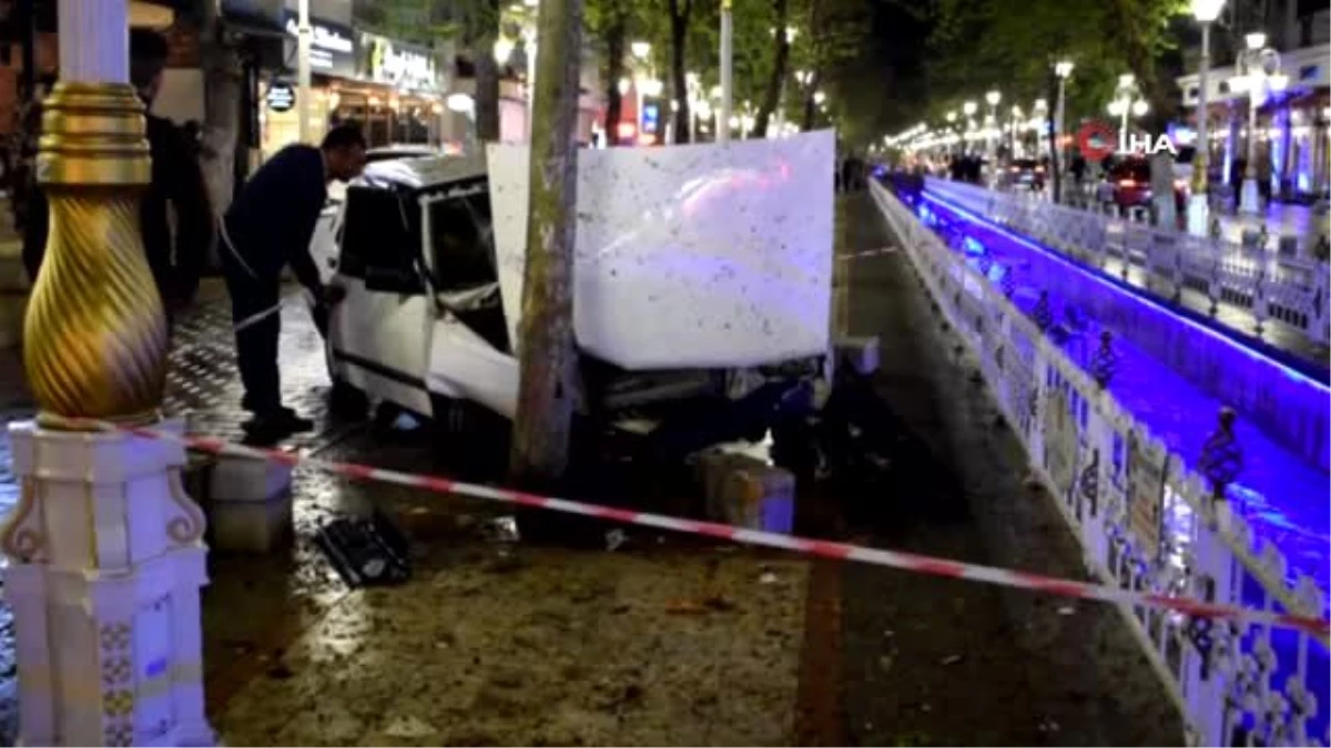 Malatya\'da Otomobil Ağaca Çarptı: 1 Yaralı