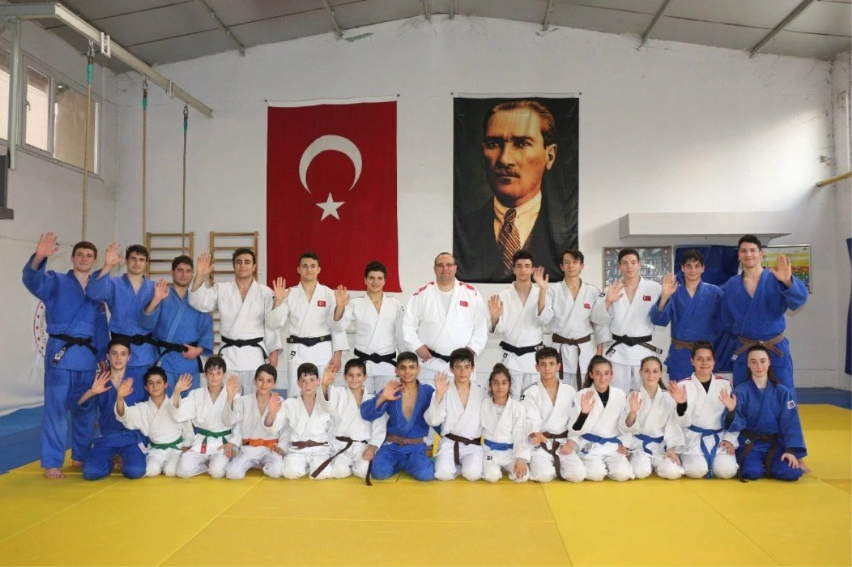 Manisa\'da 13 Binden Fazla Lisanslı Judo Sporcusu Var