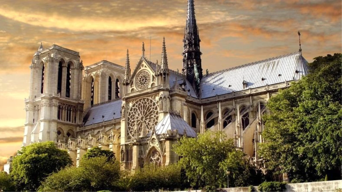 Tüm Dünyayı Üzüntüye Boğan Notre Dame Katedrali, Neden Pek Çok Kişi İçin Önemli?