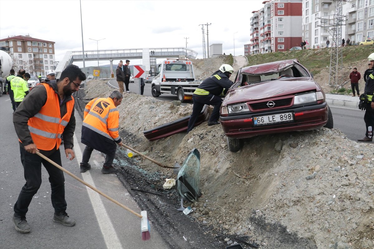 Yozgat\'ta Trafik Kazası: 5 Yaralı
