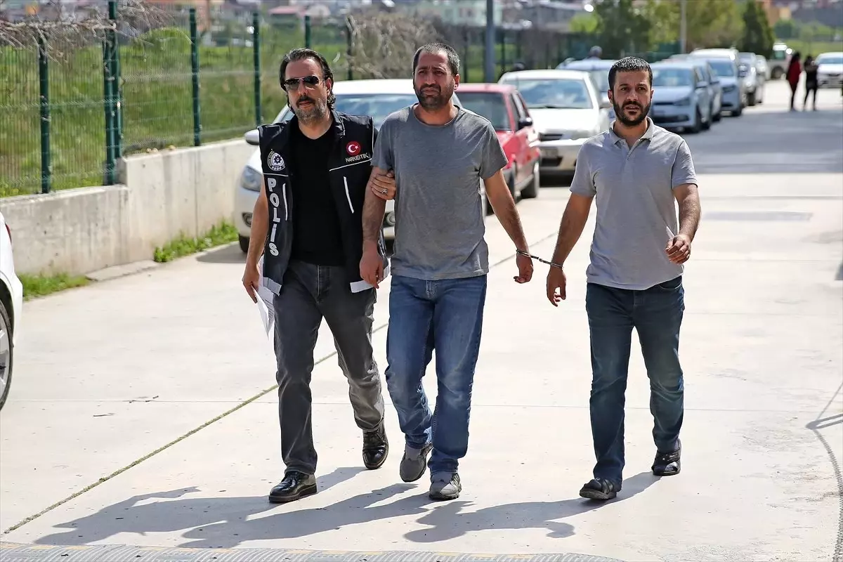 Adana\'da Beşiğe Saklanmış Uyuşturucu Ele Geçirildi