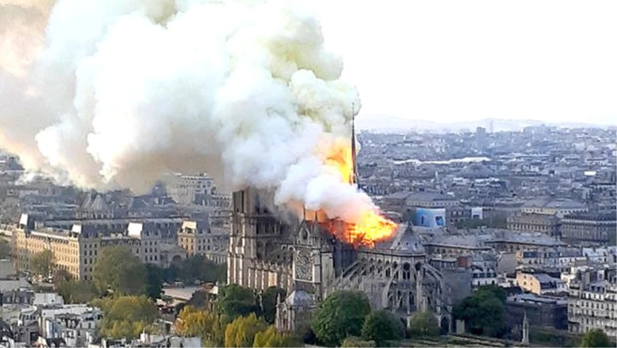 Afd: Notre Dame\'ı Müslümanlar Yaktı!