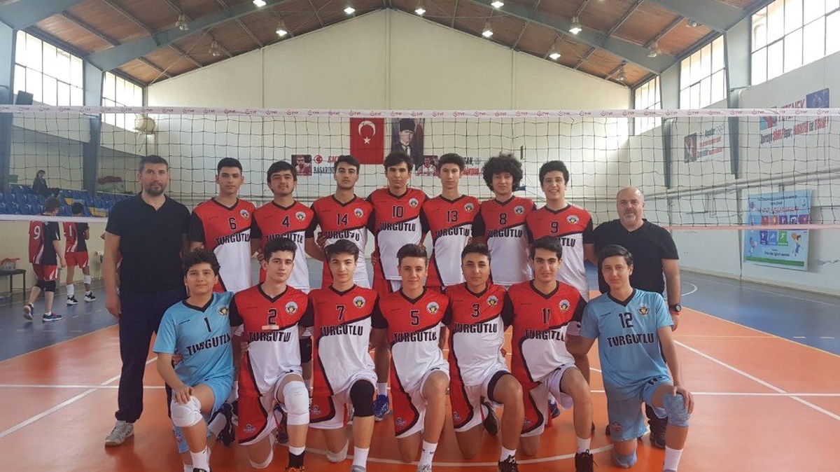 Başarılı Sporcular Turgutlu\'yu Gururlandırıyor