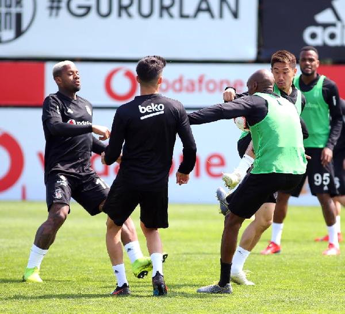 Beşiktaş\'ta Sivasspor Hazırlıkları Sürüyor