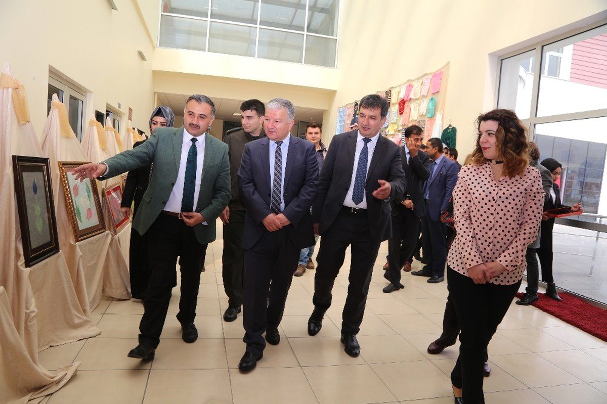 Develi Kyk Kız Yurdu, Öğrencilerin El İşleriyle Güzelleşecek