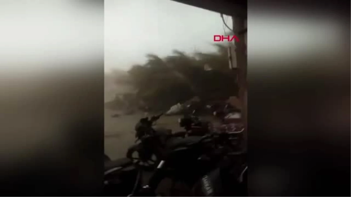 Dha Dış - Hindistan\'da Fırtına 30 Ölü