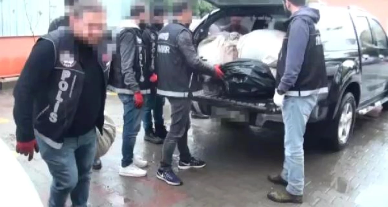 Diyarbakır\'da 720 Kilo Esrara 3 Gözaltı