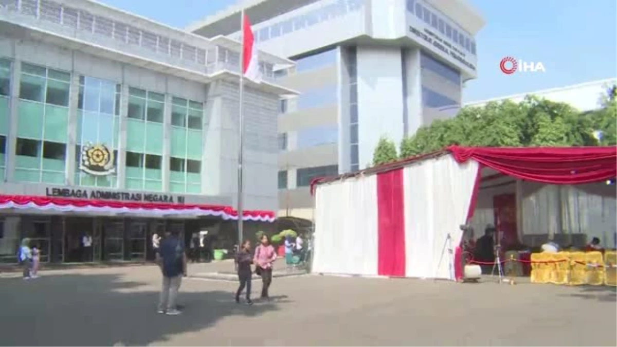 Endonezya\'da 192 Milyon Seçmen Başkanlık Seçimi İçin Oy Kullanıyor- Endonezya Halkı Başkanlık,...