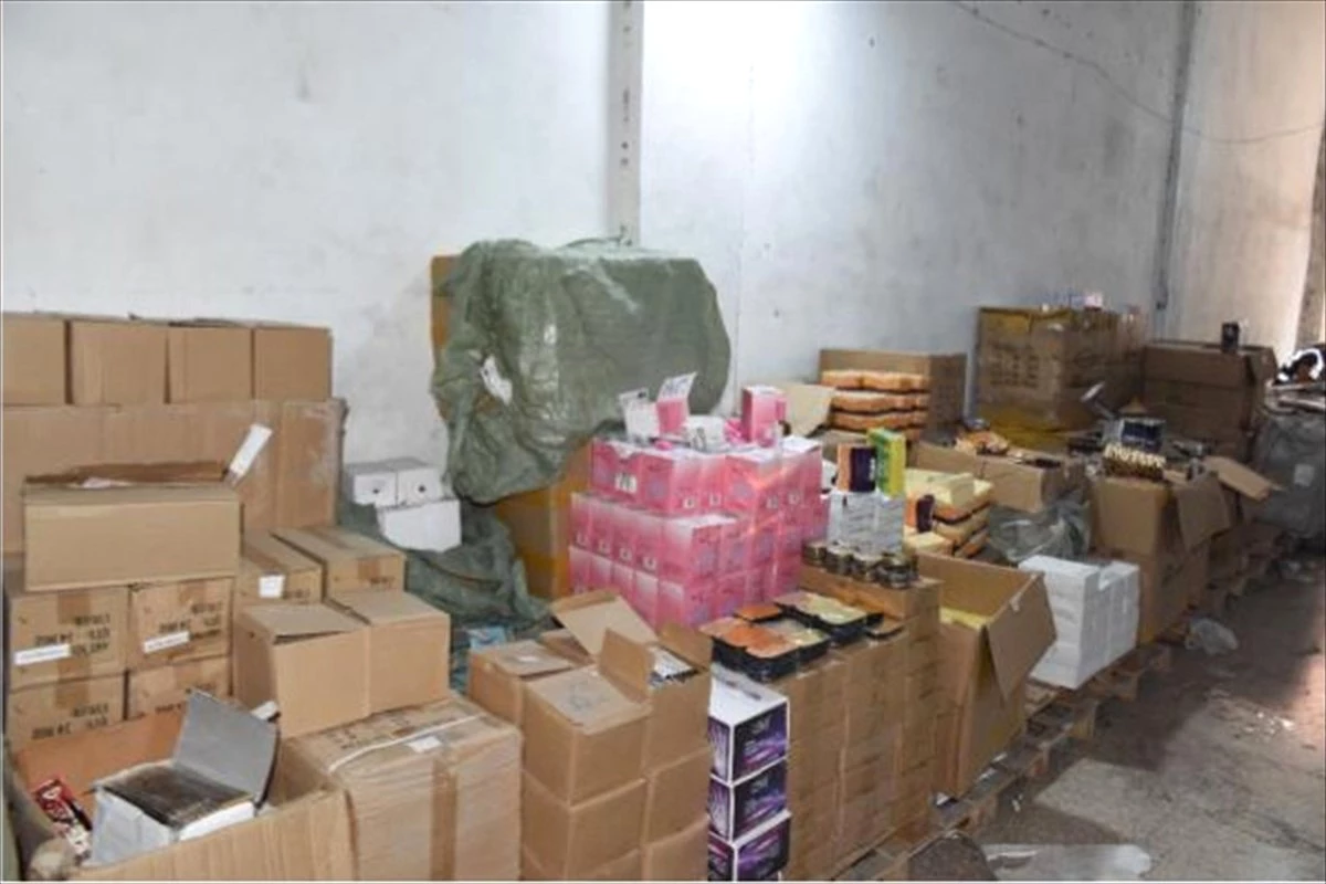 Gaziantep\'te 176 Bin Kaçak Kozmetik Ürünü Ele Geçirildi