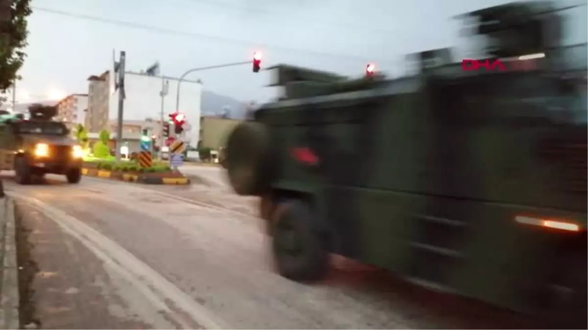 Hatay Suriye Sınırına Askeri Sevkiyat