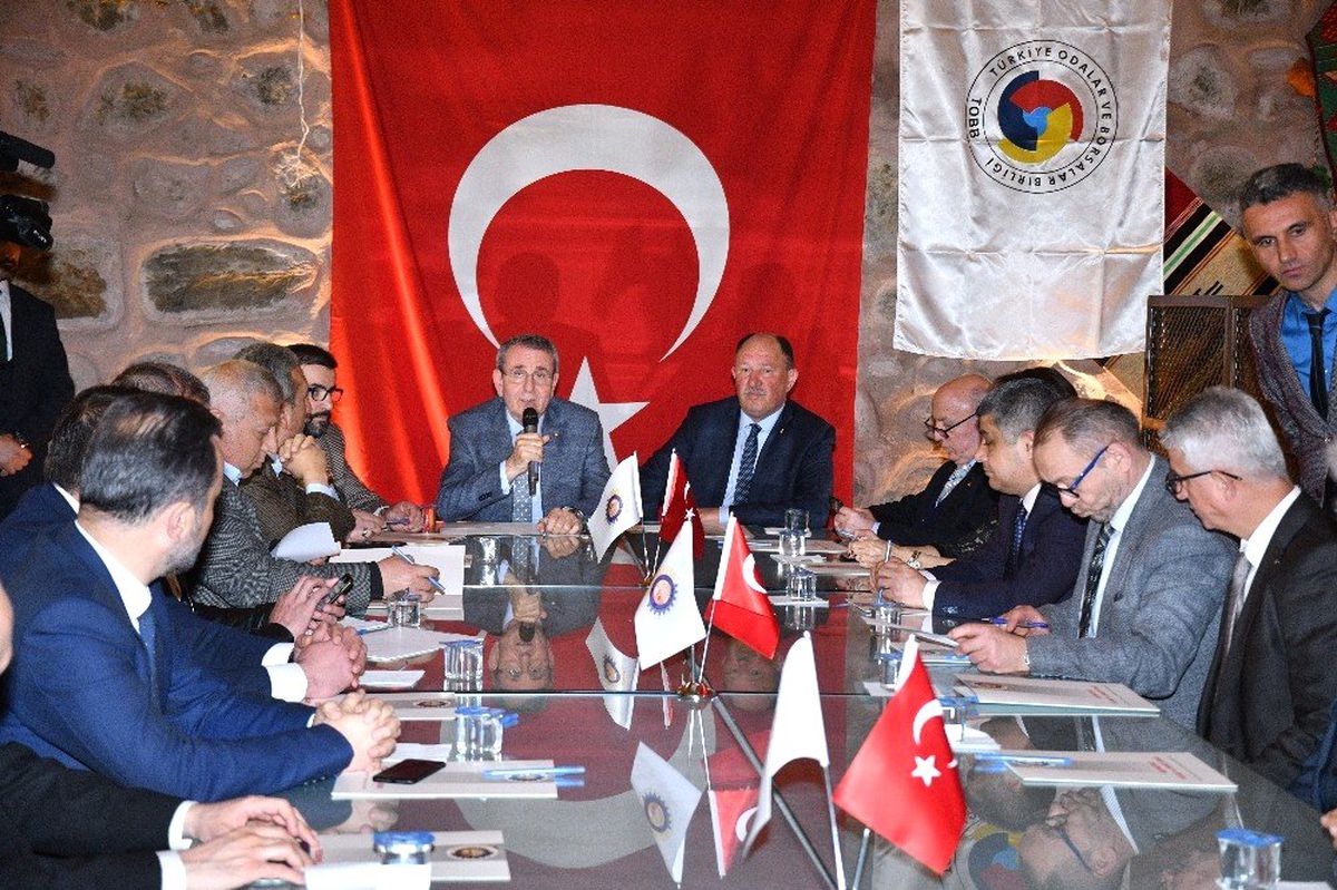 Murzioğlu: "İlk Gündem Maddesi Ekonomi Olmalı"
