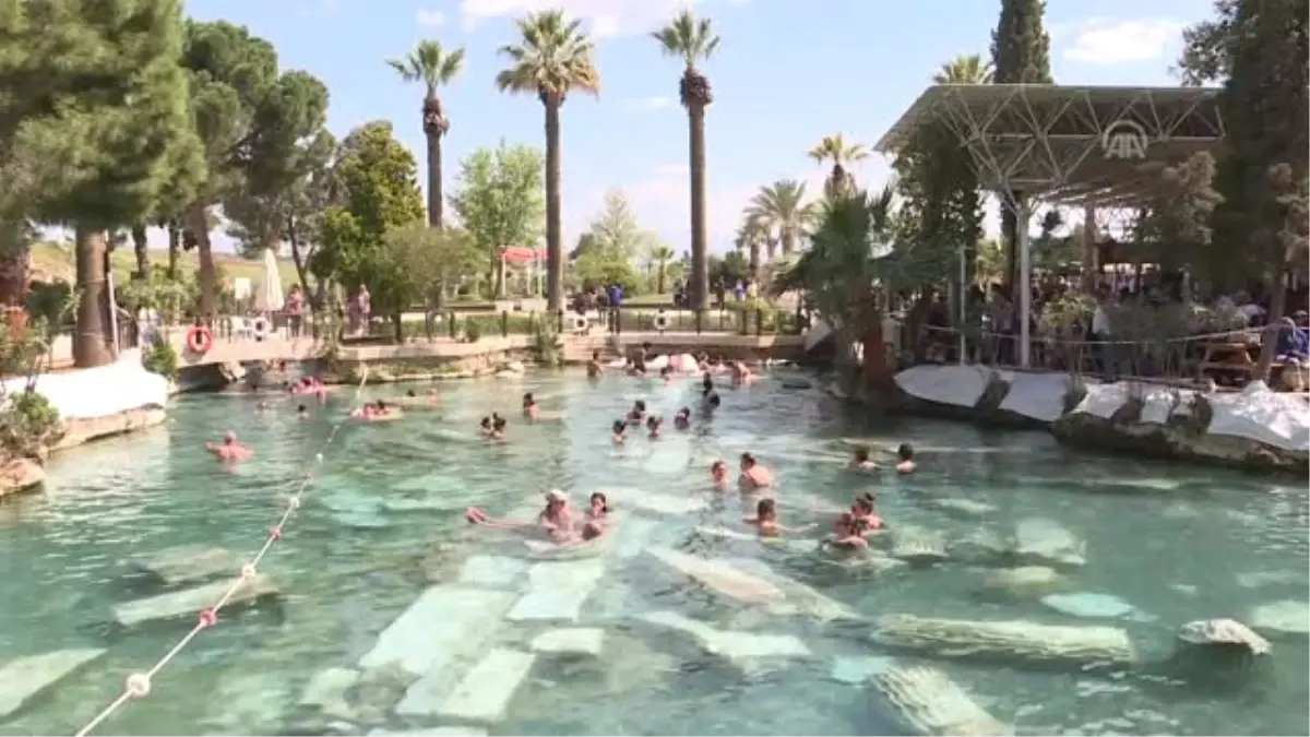 Pamukkale\'yi 3 Saatte 15 Bin Kişi Ziyaret Etti (2)