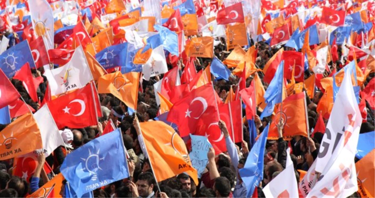 AK Parti, Birleştirme Tutanakları İçin YSK\'ya Başvuru Yaptı