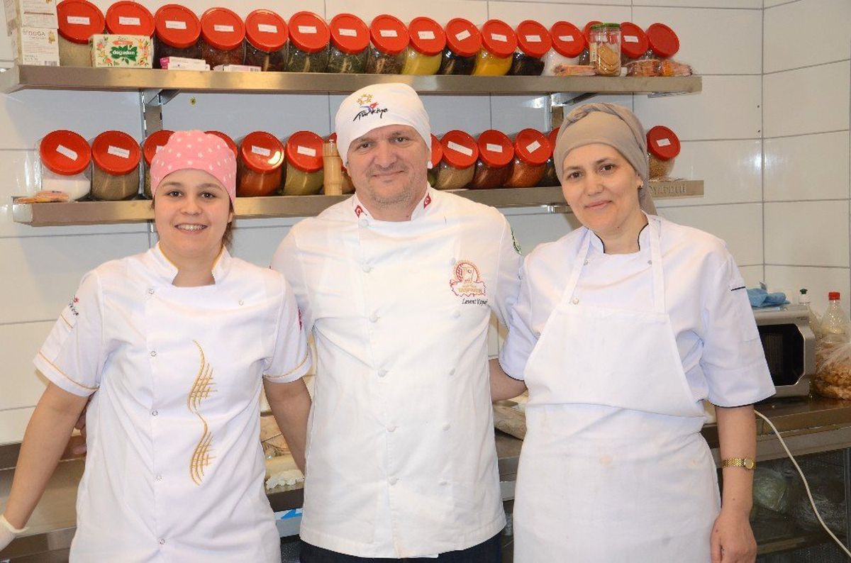 Balıkesir\'e Öğretmenevi Sera Restoran ile Çıtayı Yükseltti
