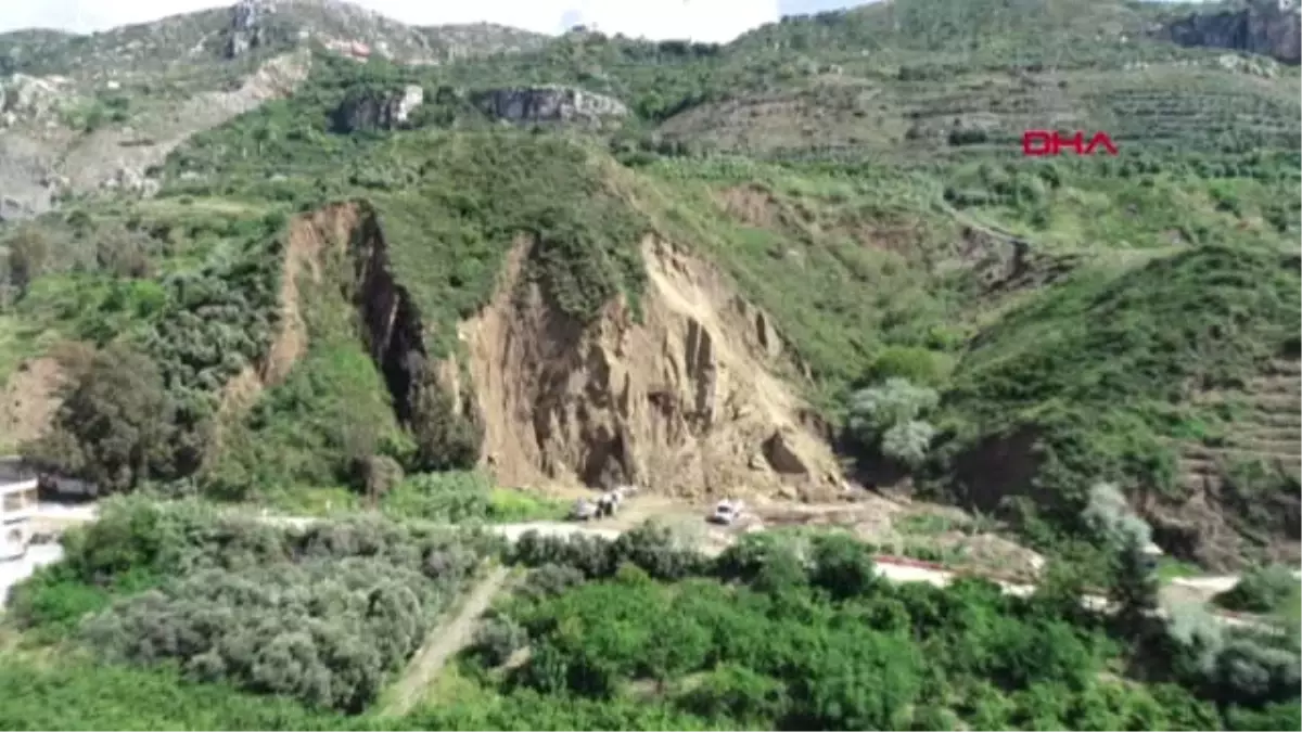 Hatay Tekebaşı Köyünde Heyelan