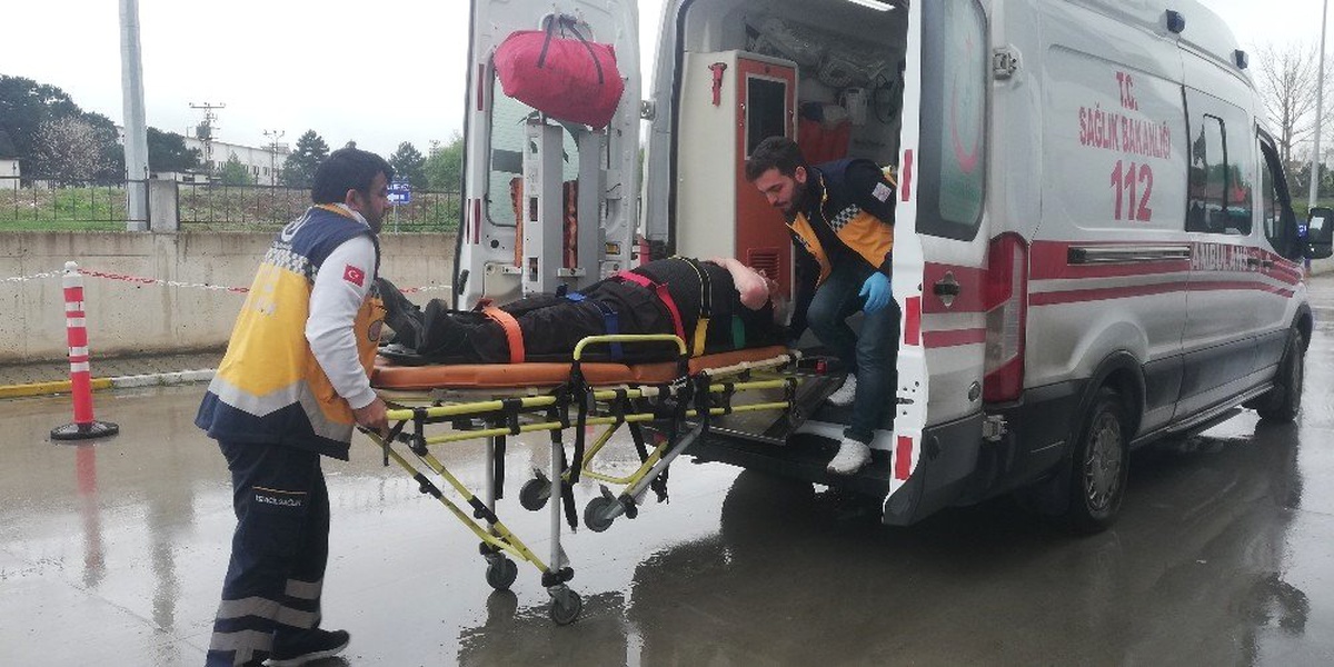 Otomobil ile Akülü Bisiklet Çarpıştı: 1 Yaralı