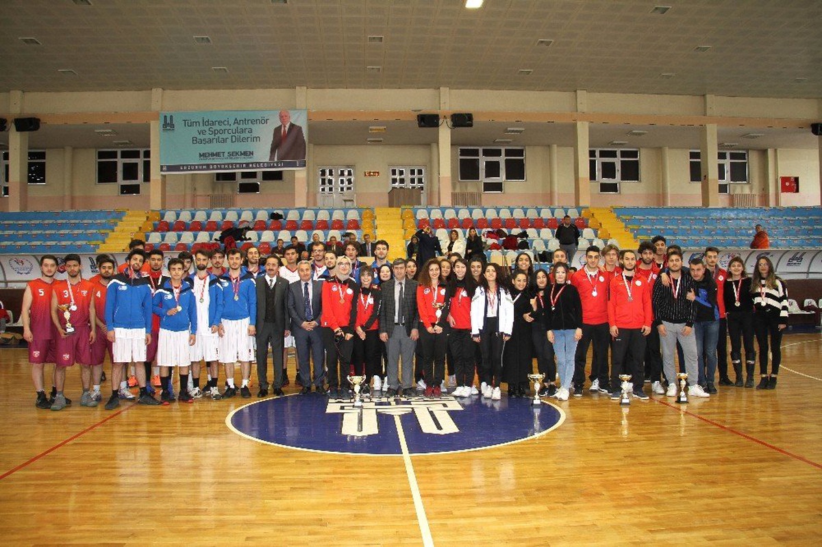 Potada Kızlarda Erzurum Erkeklerde Kayseri Şampiyon