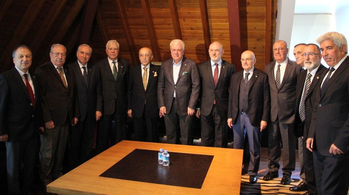 Şampiyon Kulüplerin Divan Başkanları Bursa\'da Buluştu