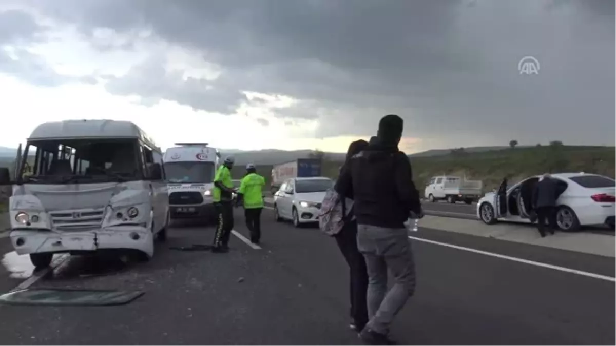 Tekirdağ\'da Öğrenci Servisi Devrildi: 16 Yaralı - Tekirdağ