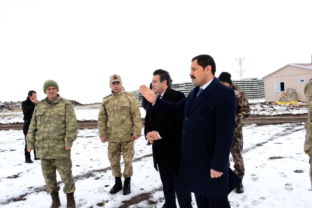 Vali Masatlı Çıldır\'da İncelemelerde Bulundu