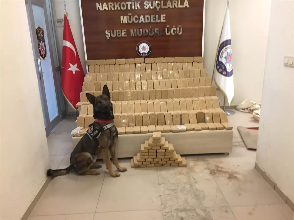 Van\'da 155 Kilo 730 Gram Eroin Ele Geçirildi