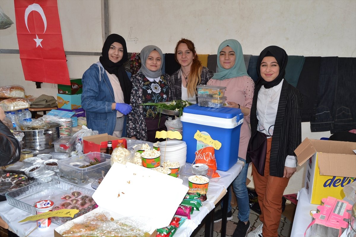 Yenişehir\'de Mehmetçik Vakfı Yararına Kermes