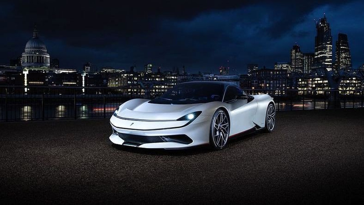 15 Milyon TL\'lik Tamamen Elektrikli Süper Otomobil: Pininfarina Battista