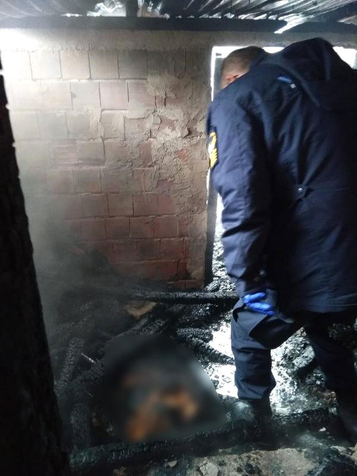 Ahırda Çıkan Yangına Müdahale Etmek İsteyen Yaşlı Kadın Öldü