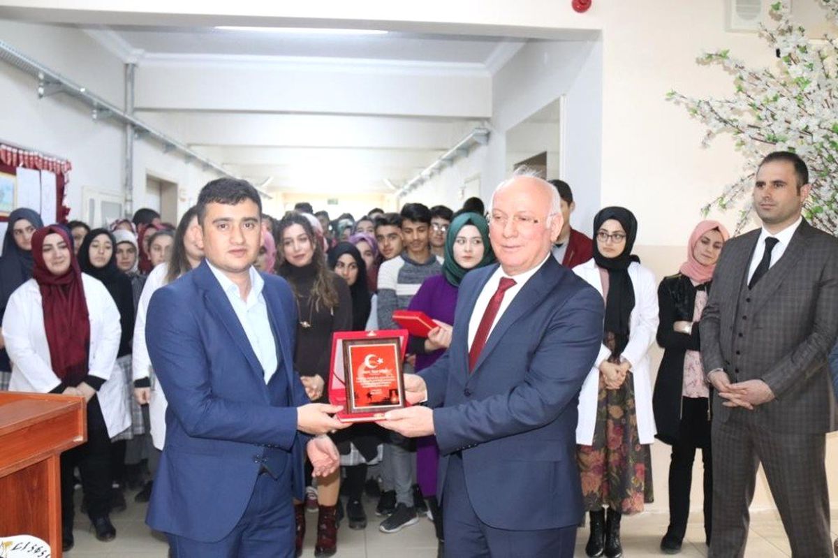 Anadolu Lisesi\'nden Anlamlı Açılış
