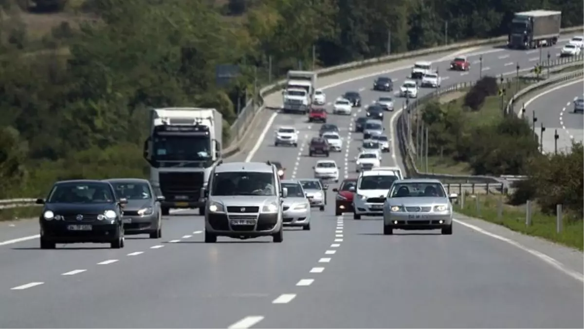 Bayram tatilinde 3 milyar bekleniyor