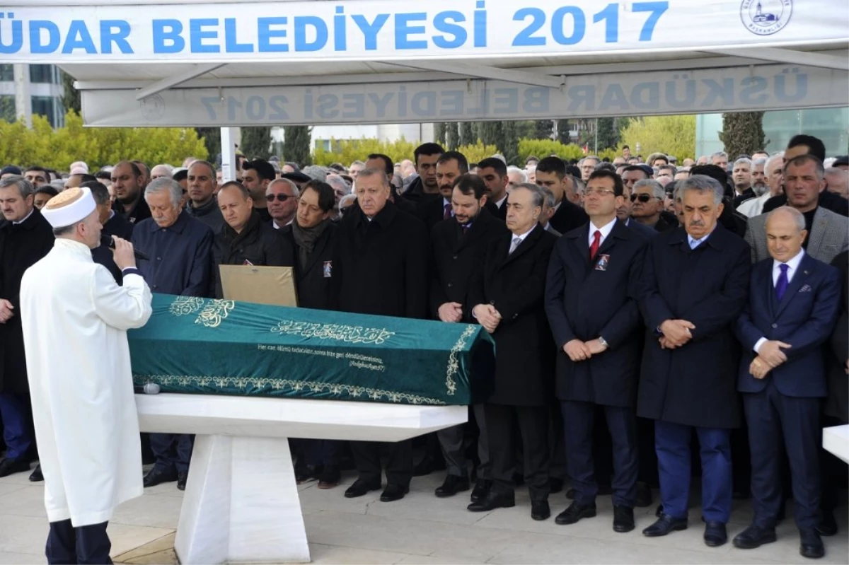 Cumhurbaşkanı Erdoğan Atalay Şahinoğlu\'nun Cenazesine Katıldı