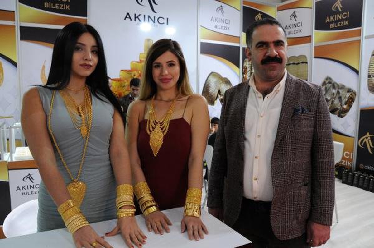Diyarbakır\'da Fuarda 1,5 Ton Altın Sergilendi