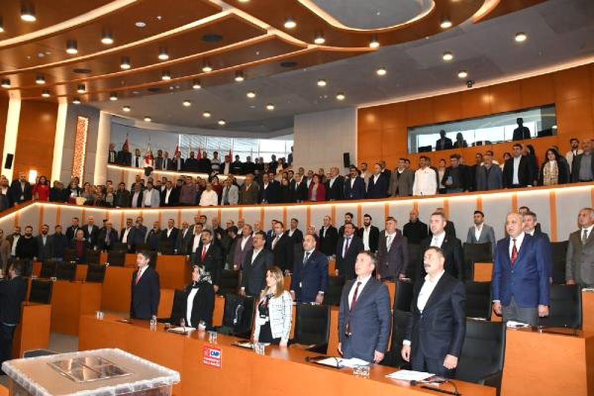 Esenyurt Belediyesi Meclis Toplantısı Çoğunluk Sağlanamadığı İçin İptal Edildi