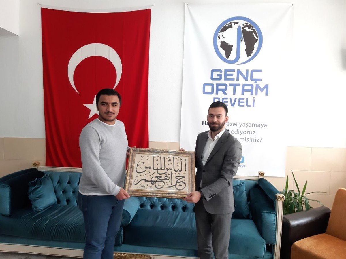 Genç Ortam Derneği Genel Başkanı Develi\'yi Ziyaret Etti