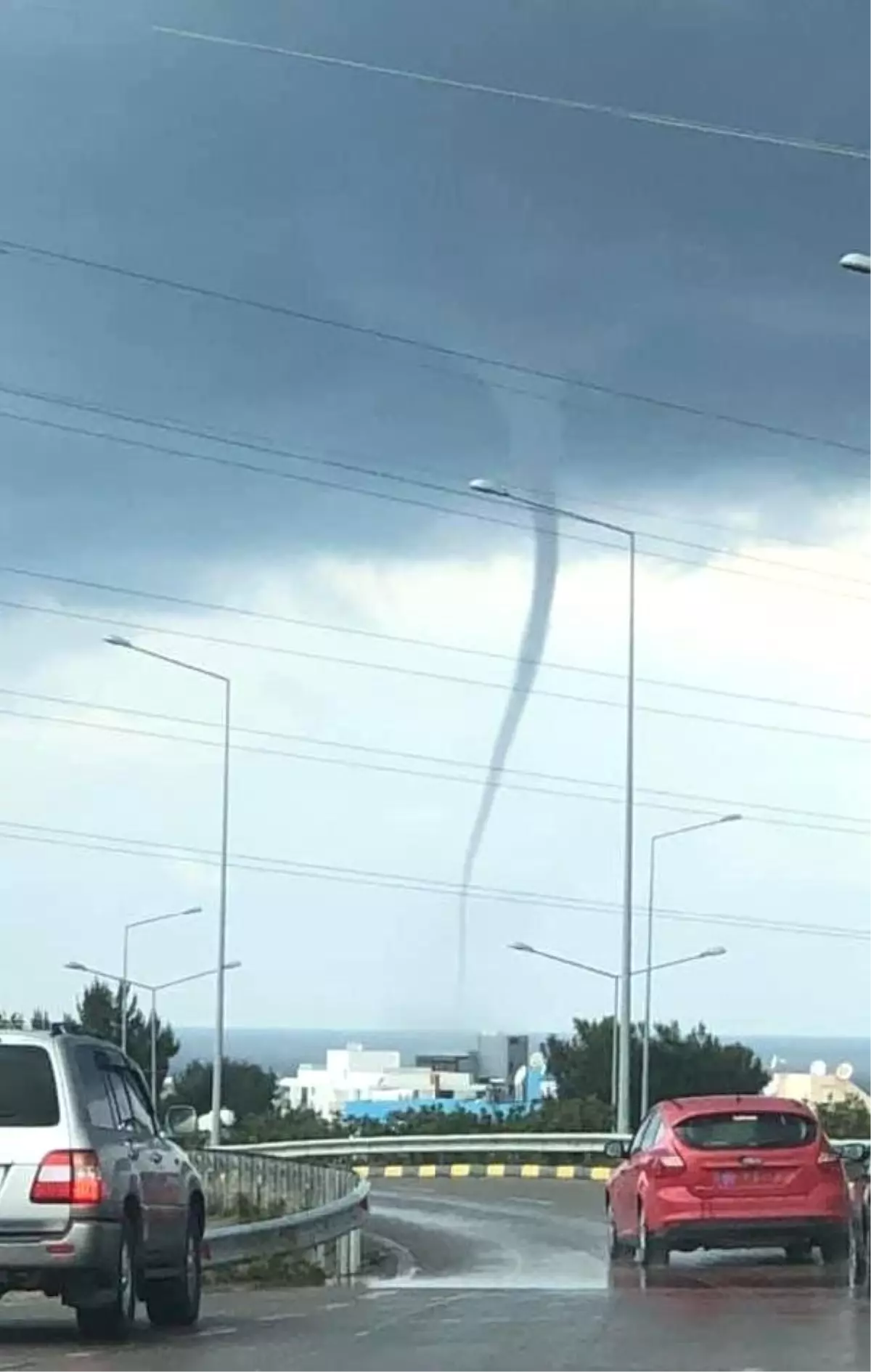 Girne Açıklarında Dev Hortum