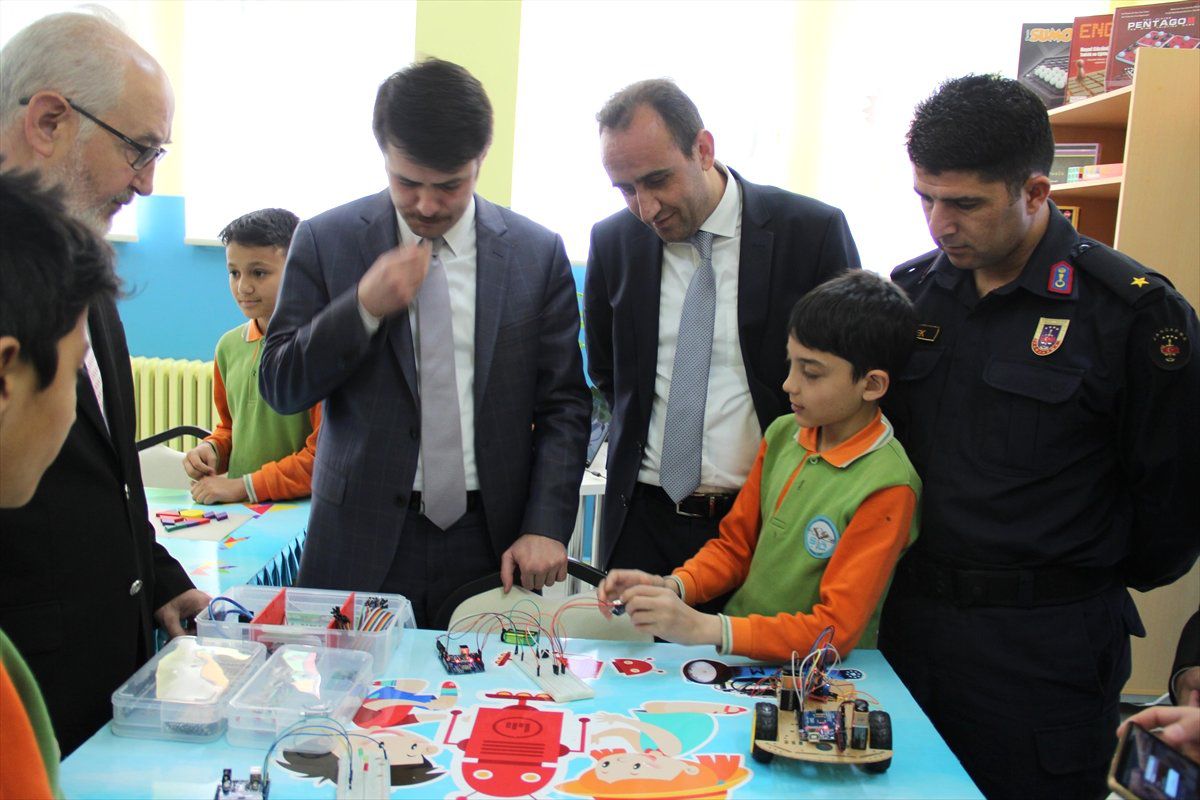 İncesu\'da Robotik Kodlama Atölyesi ve Zeka Oyunları Sınıfı Açıldı