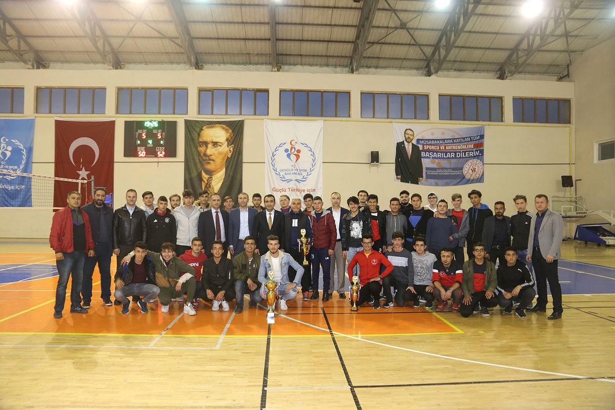 Karaman Belediyespor U19 Takımı Şampiyon Oldu