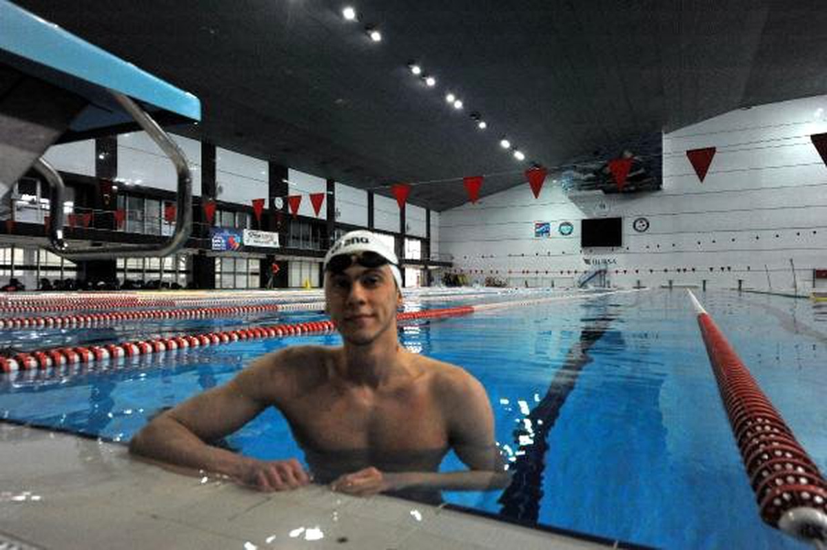 Milli Yüzücü Öğretir\'in Olimpiyat Sevinci