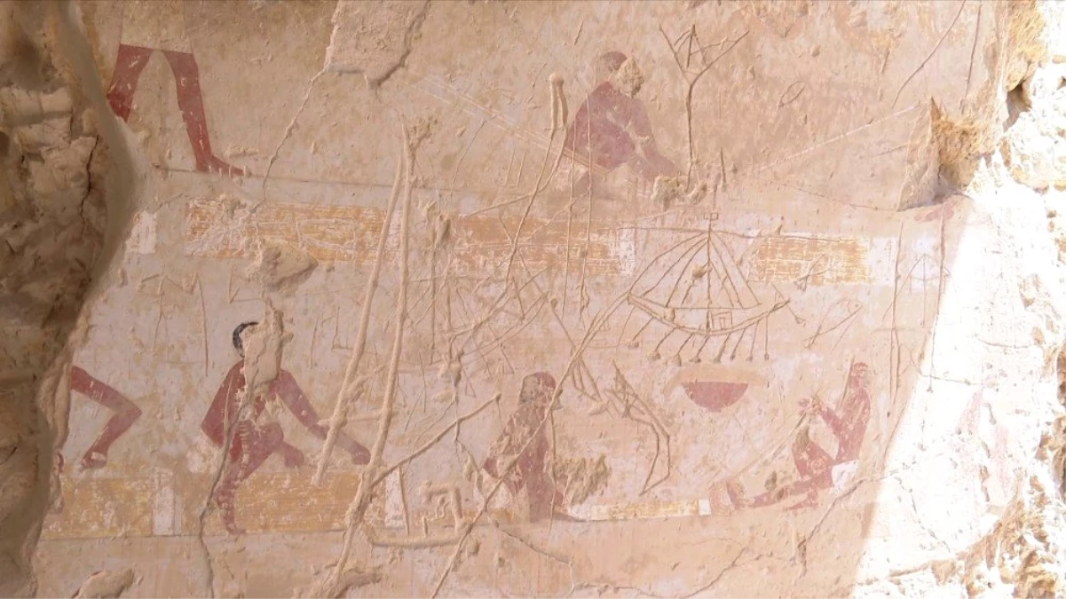 Mısır\'da 3 Bin 500 Yıllık Mezar Keşfedildi