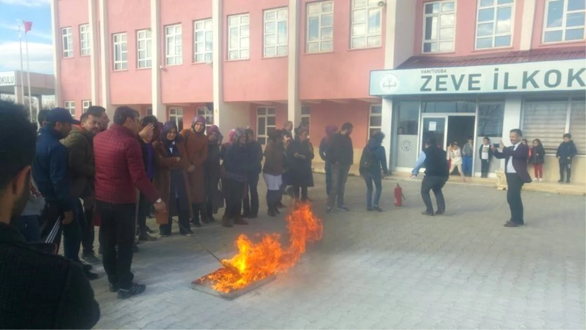 Öğretmen ve Personele Yangın Eğitimi