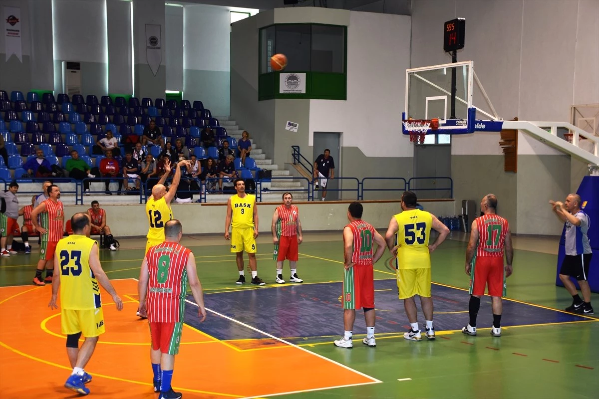 Uluslararası Marmaris Veteran Basketbol Turnuvası Başladı