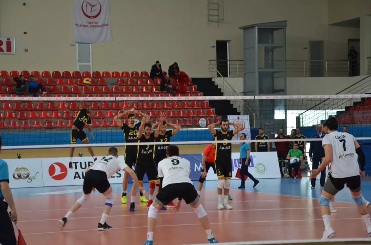 Voleybol 1. Lig Erkekler Final Etabı Karşılaşmaları Tamamlandı