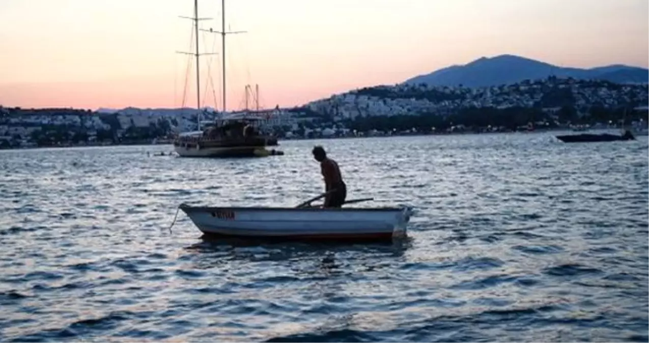 Yunan Askerlerinin, Türk Balıkçıların Teknelerine Ateş Açtığı İddia Edildi