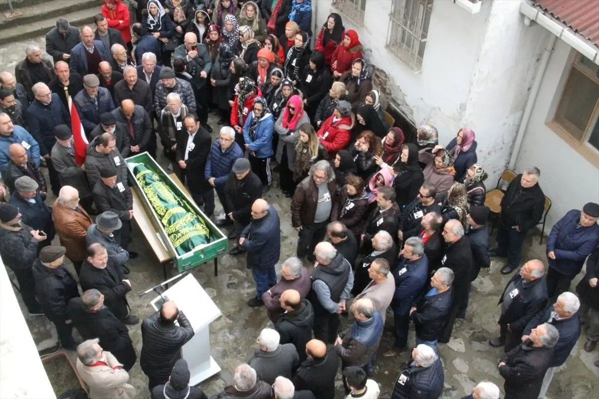 Bafra Musiki Cemiyeti Başkanı Anarat Son Yolculuğuna Uğurlandı