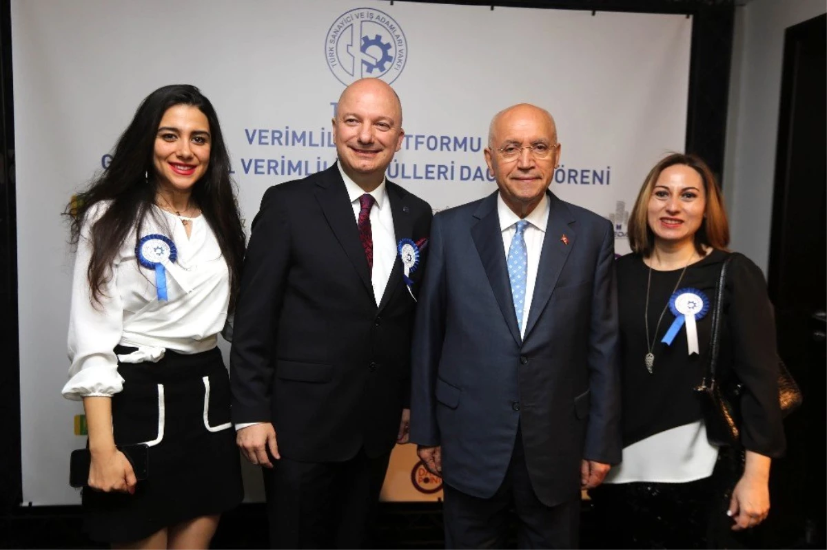Başkan Yaşar, Tüsiav Ödül Törenine Katıldı