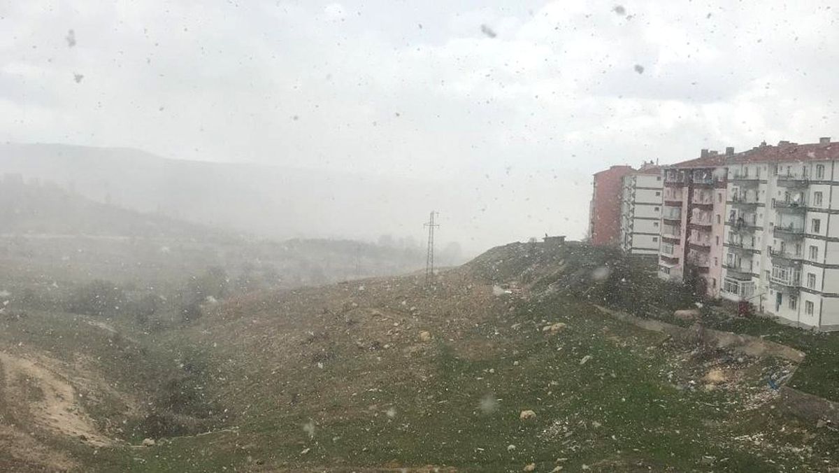 Başkent\'e 20 Nisan\'da Kar Sürprizi